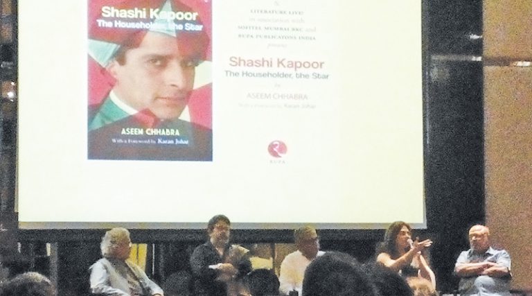 When Shashi Scored over Amitabh!