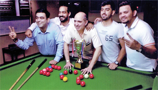Snooker Champions ‘Elfies Stars’
