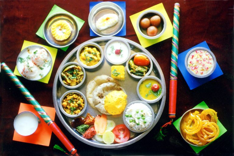 Chomp And Cheers : Batata Sukhi Bhaji & Rajasthani Mirchi Vadas