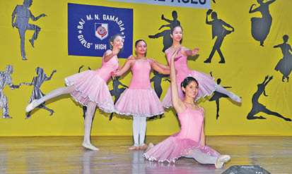 Gamadia Girls Dazzle With Dance!