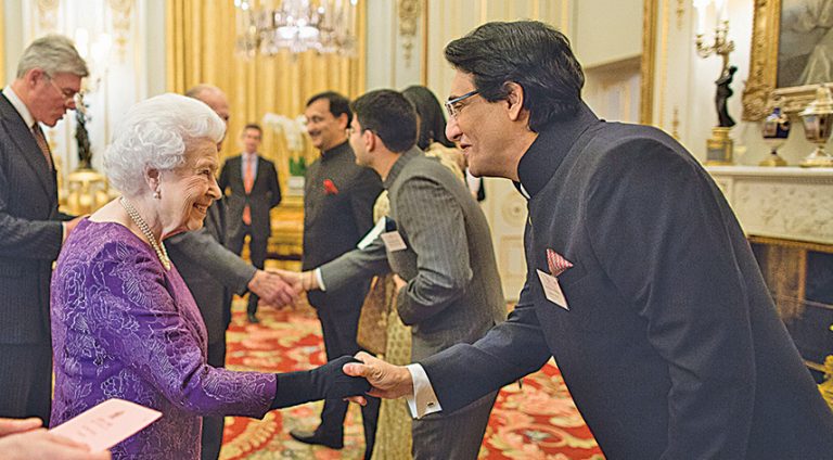 Astad Deboo And Shiamak Davar Meet The Queen
