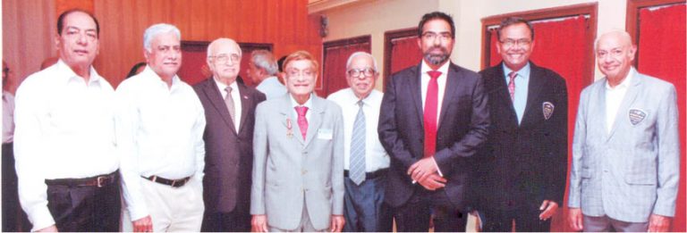 Rotary Club Holds Meeting