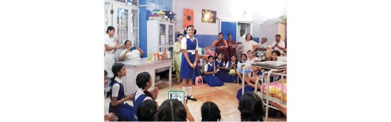 Gamadia Girls Visit Old Age Home