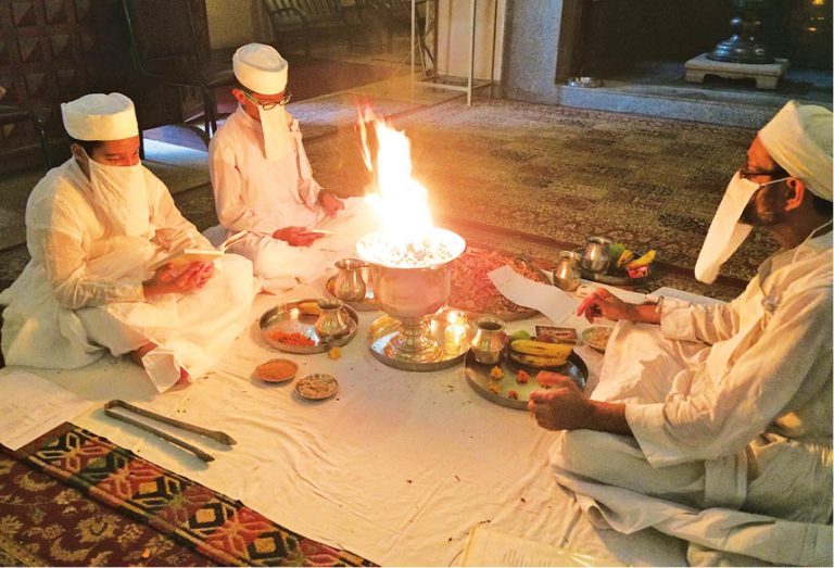 DPA Head Priest Mentors New Navars