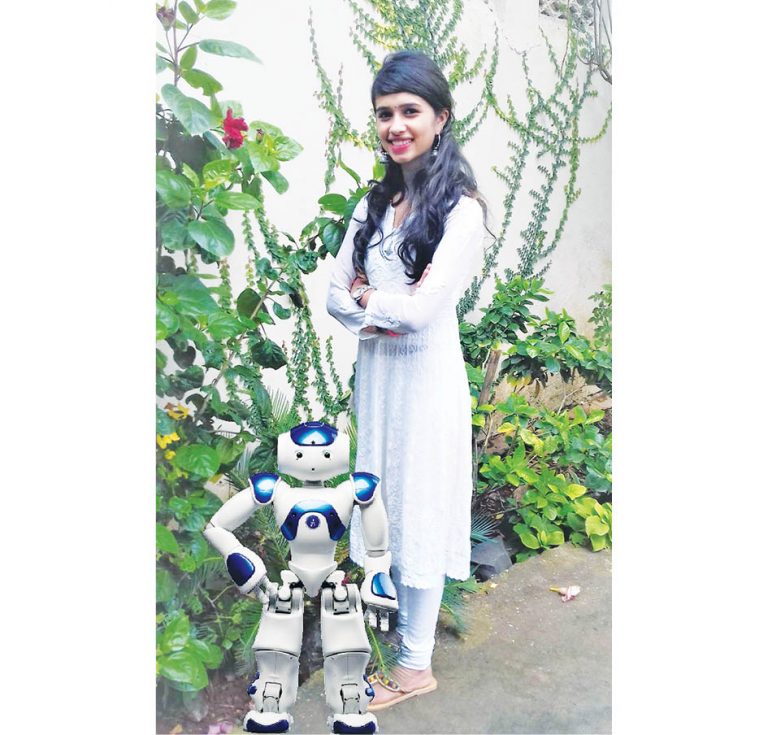 Monaz Gandhi Invents ‘MONTEA’ – India’s First Teaching Humanoid Robot!