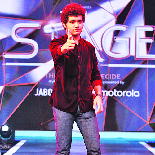 Rising Star Arish Calls For Your Votes!