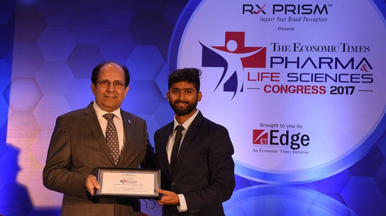 Economic Times Award For Lion Daara Patel