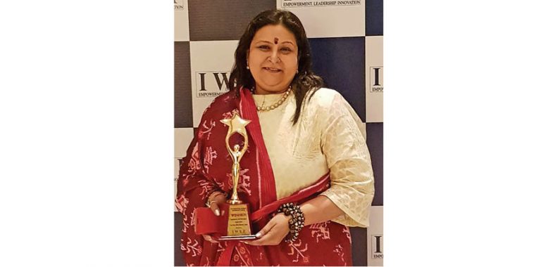 IWLF Felicitates PT Columnist  Dr. Jasvi Doshi