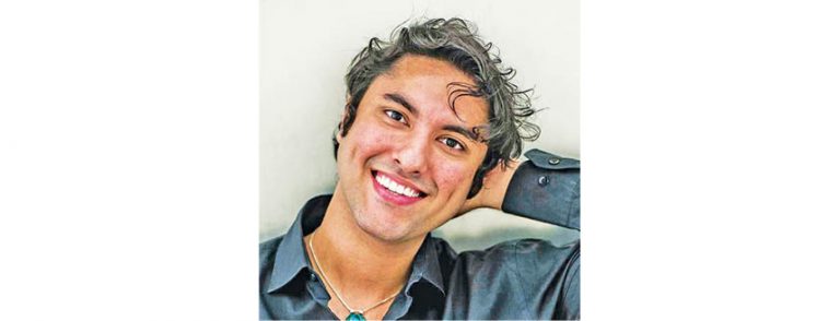 Er. Frazan Kotwal Shines At ‘Voices of India’ Competition