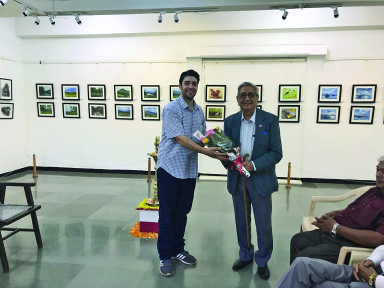 Hoshnar Kaikobad Presents ‘When My Canvas Shrunk’