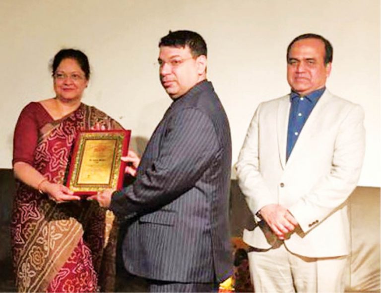 All Eyes On Dr. Cyres In Vienna!