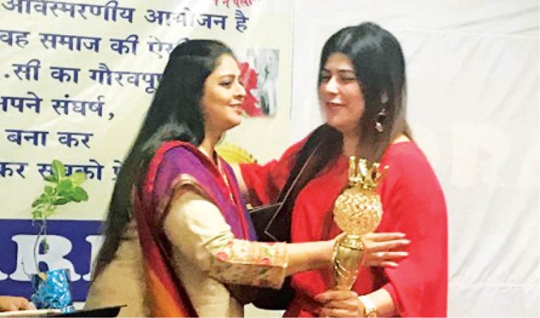 Kainaz Jussawalla Wins Shiksha Award