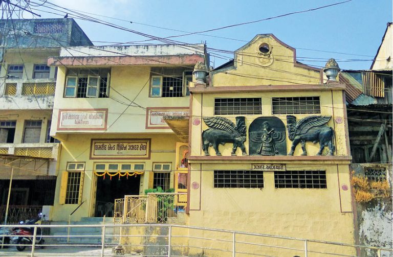 Chikli Agiary Holds Dae Mah Jashan, Gambhar