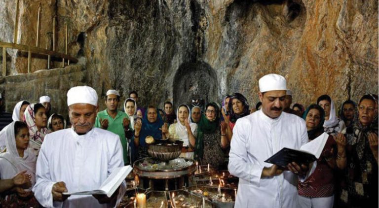 Pir-e Sabz Pilgrimage Observed In Yazd