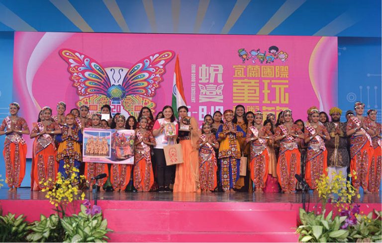 Utkarsh Academy Students Shine Bright At Global Folklore Festival