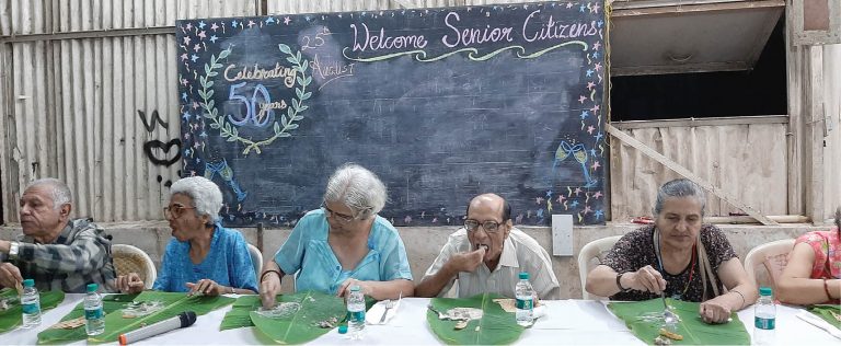 Panthaki Baug Seniors Celebrate New Year