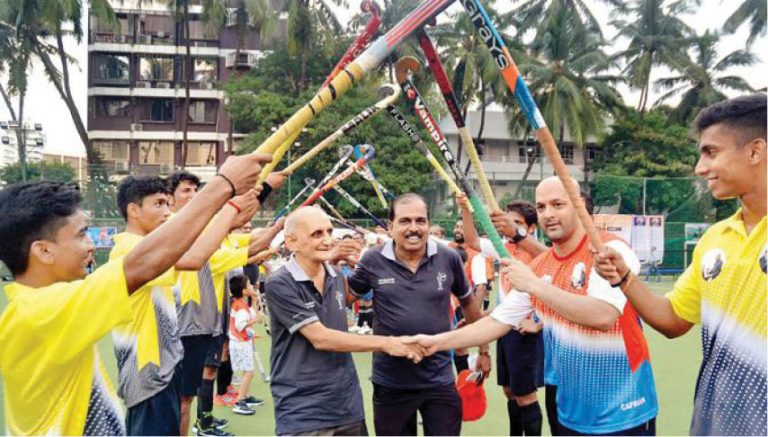 Dronacharya Awardee ‘Bawa’ Honoured By Bombay Republicans