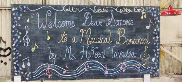 Panthaki Baug Holds Rocking Seniors’ Eve