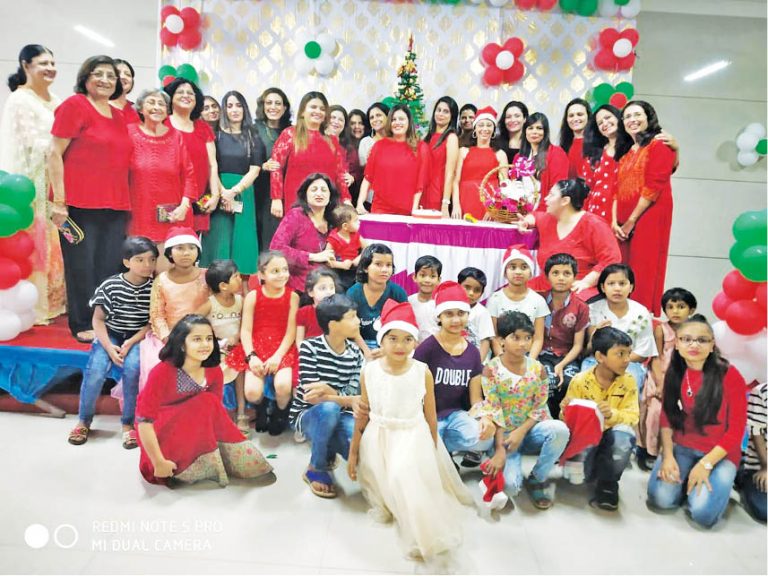 ZWAS Spreads Festive Cheer