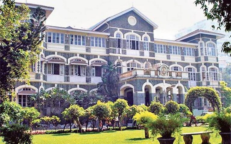 Parsee General Hospital In Lockdown