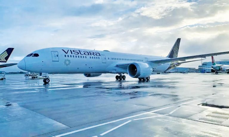 Tata Airline ‘Vistara’ Lands In London After Seven Decades