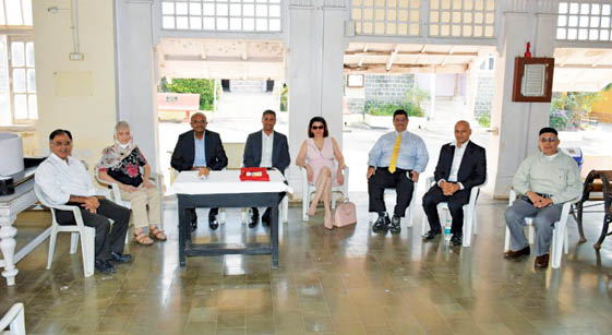 Hearse Van Donated To Doongerwadi