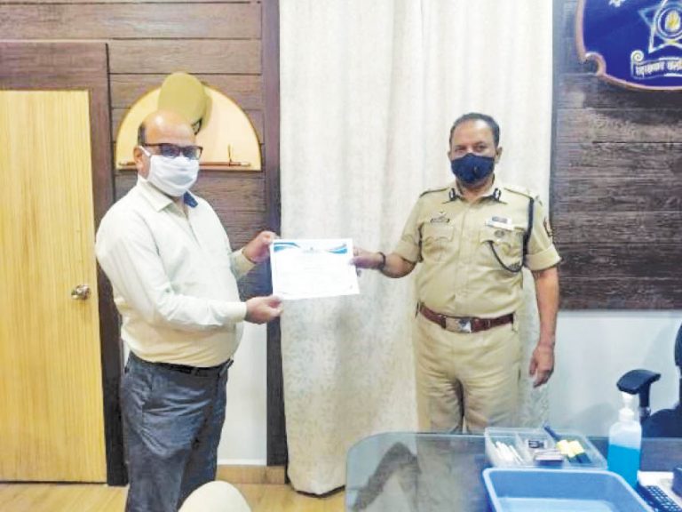 Nagpur’s Good Samaritan Khushroo Poacha Launches ‘Oxygen Bank’ For Underprivileged