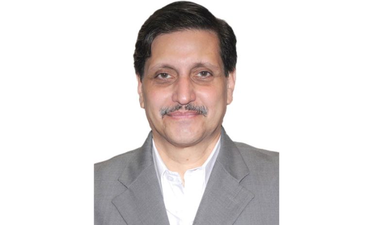 The Community Pays Homage To Yazdi Desai