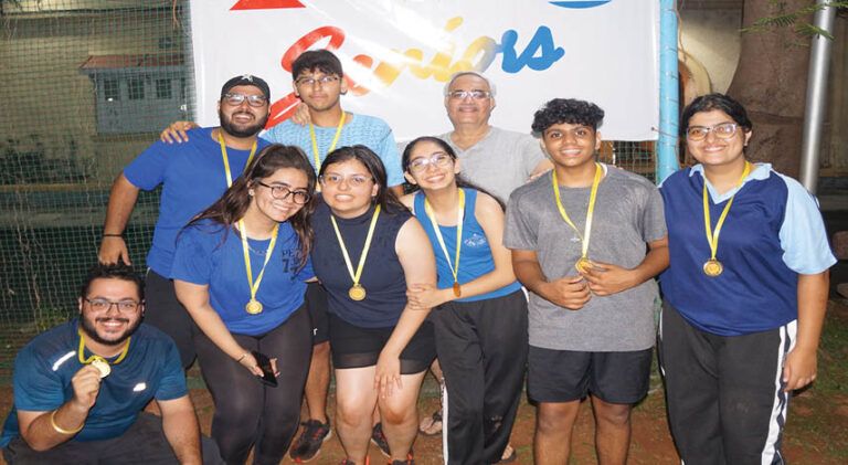 XYZ Seniors Hold Throwball Tourney