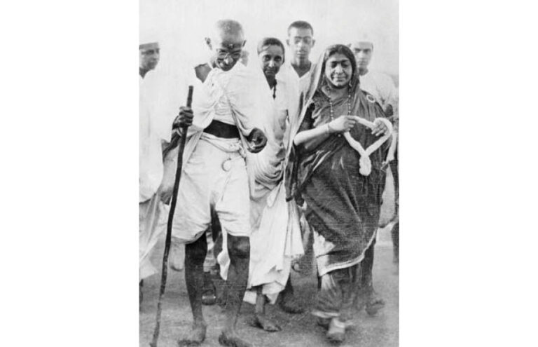 A Tribute To Two Magnificent Parsi Women!