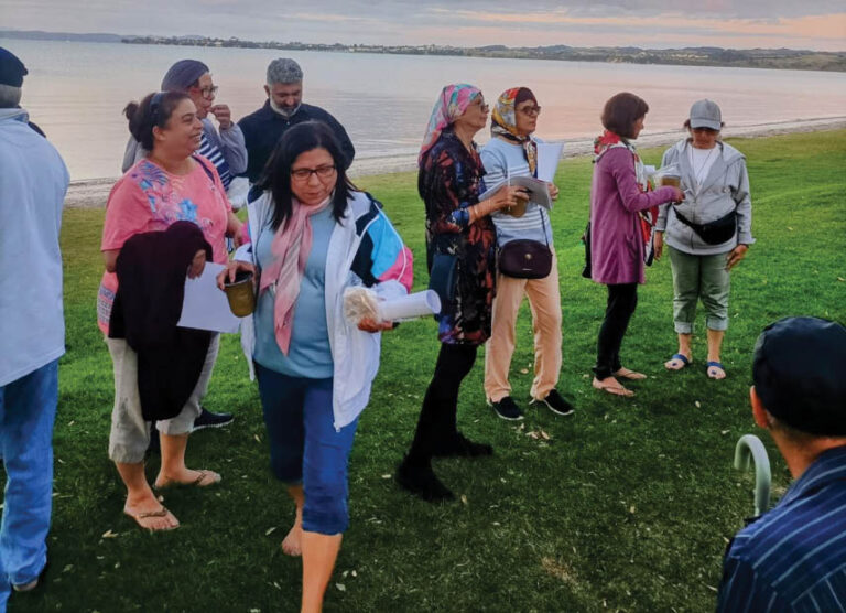 Zoro Kiwis Celebrate Avan Ardvisurbanu Parab