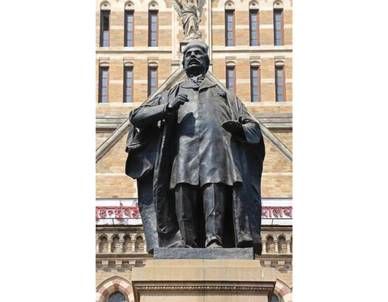Statue Of ‘Lion Of Bombay’ At BMC HQ Turns 100